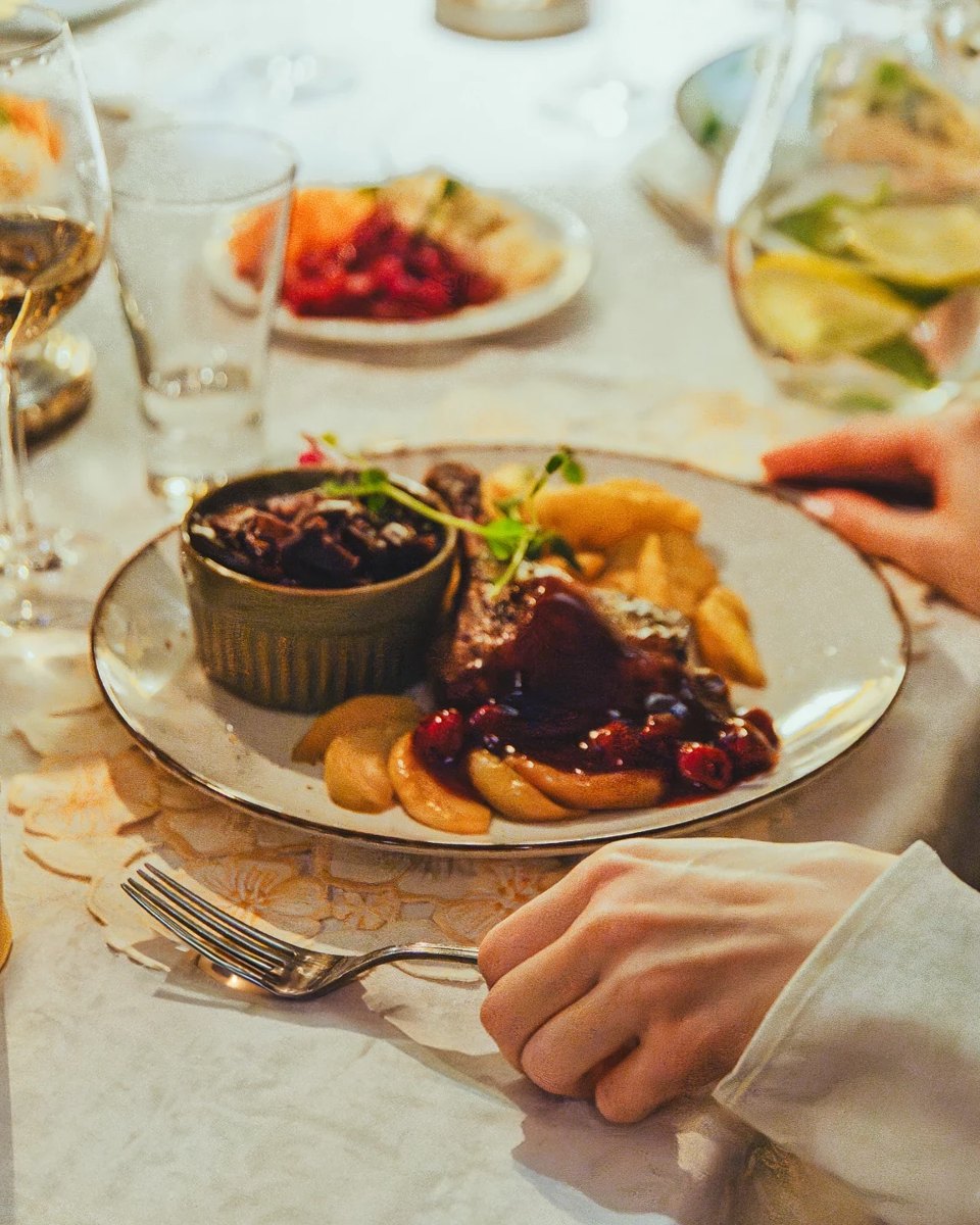 Zdjęcie z oficjalnej strony: Restauracja Gdańska